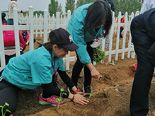 “播種希望，收獲愛(ài)心”農(nóng)場(chǎng)體驗(yàn)愛(ài)心捐贈(zèng)